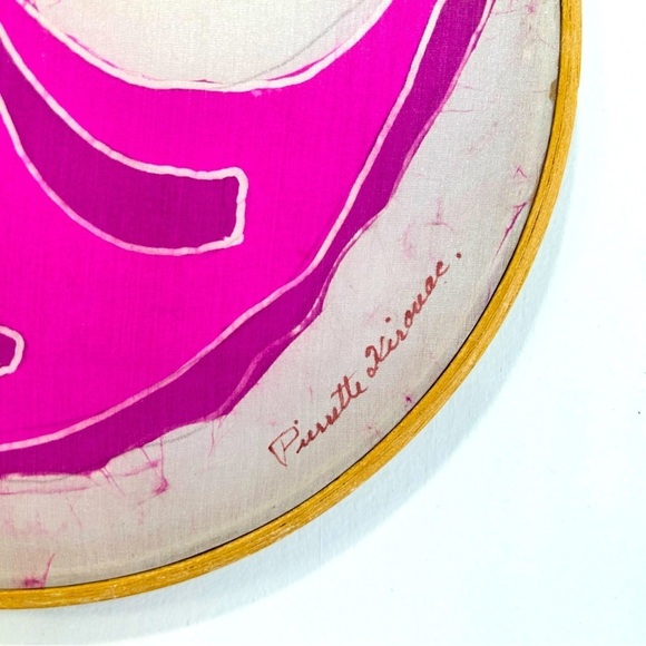 Signed Hand painted silk embroidery silk art on wood hoop 7” - Picture 3 of 6